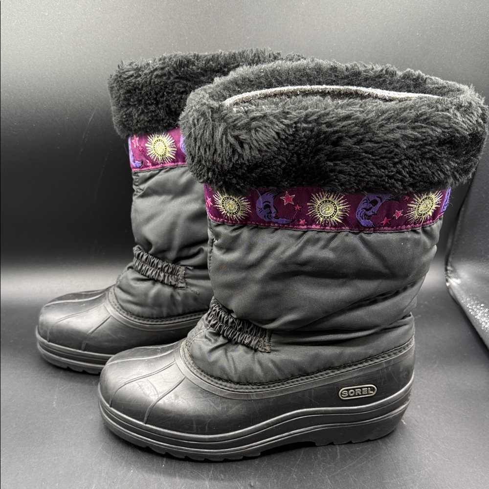 Sorel Womens Boots With Celestial Design Size 6